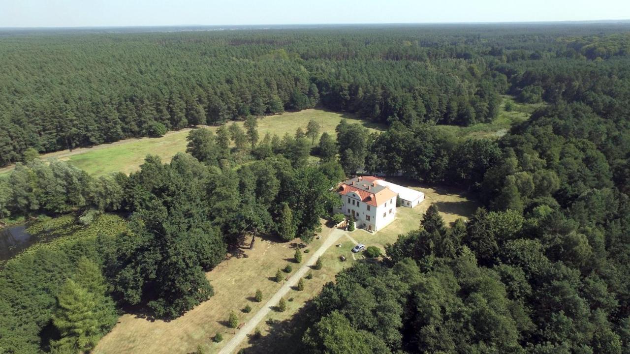 Palacyk Lakomin Hotell Lubiszyn Exteriör bild