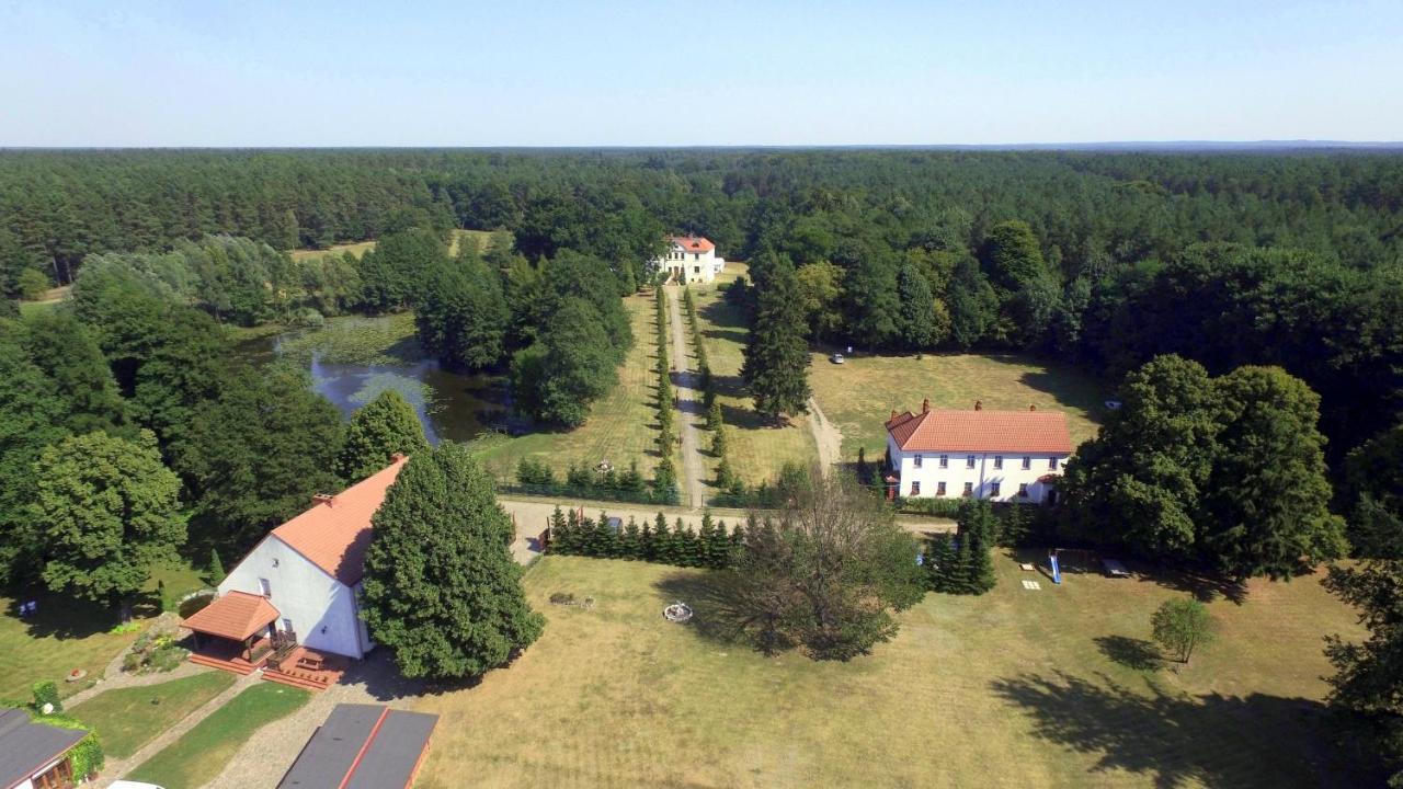 Palacyk Lakomin Hotell Lubiszyn Exteriör bild